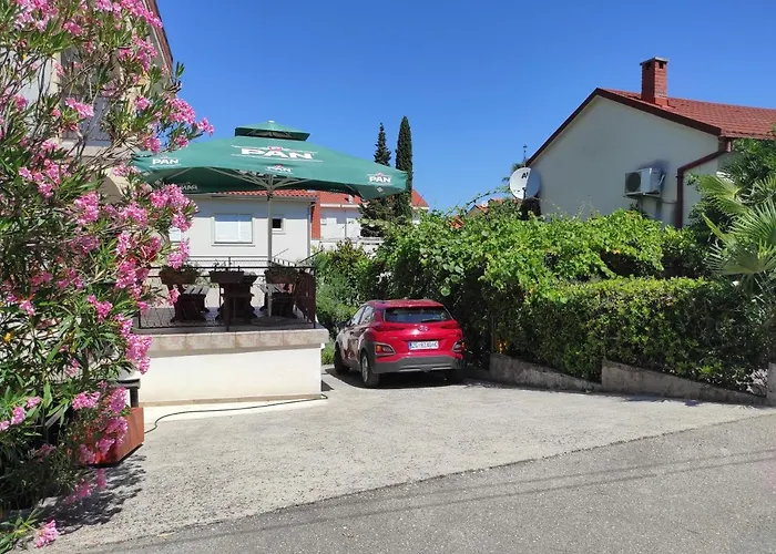 Kamelija Appartement Malinska