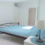 Apartment Kamelija *