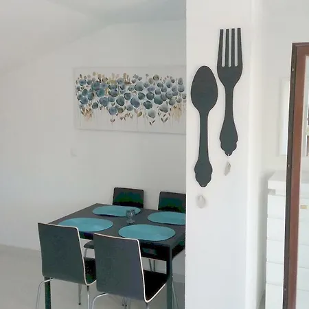 Kamelija Apartament *