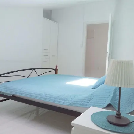 Apartment Kamelija *