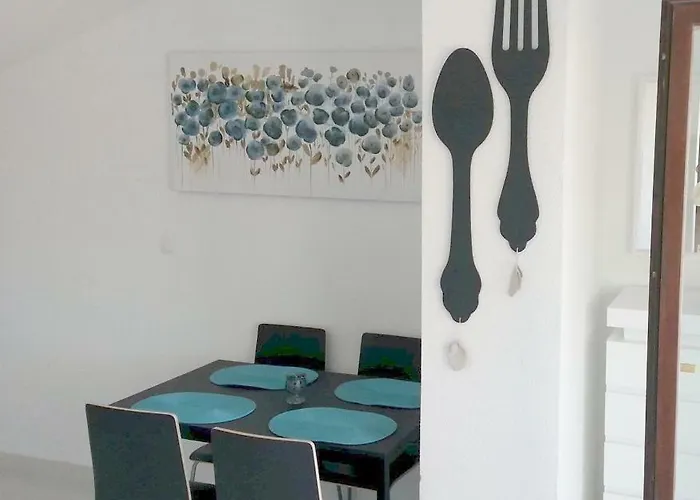 Kamelija Apartamento *